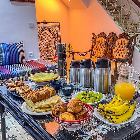 Dar Sharif Tanger Bed and Breakfast Exteriör bild