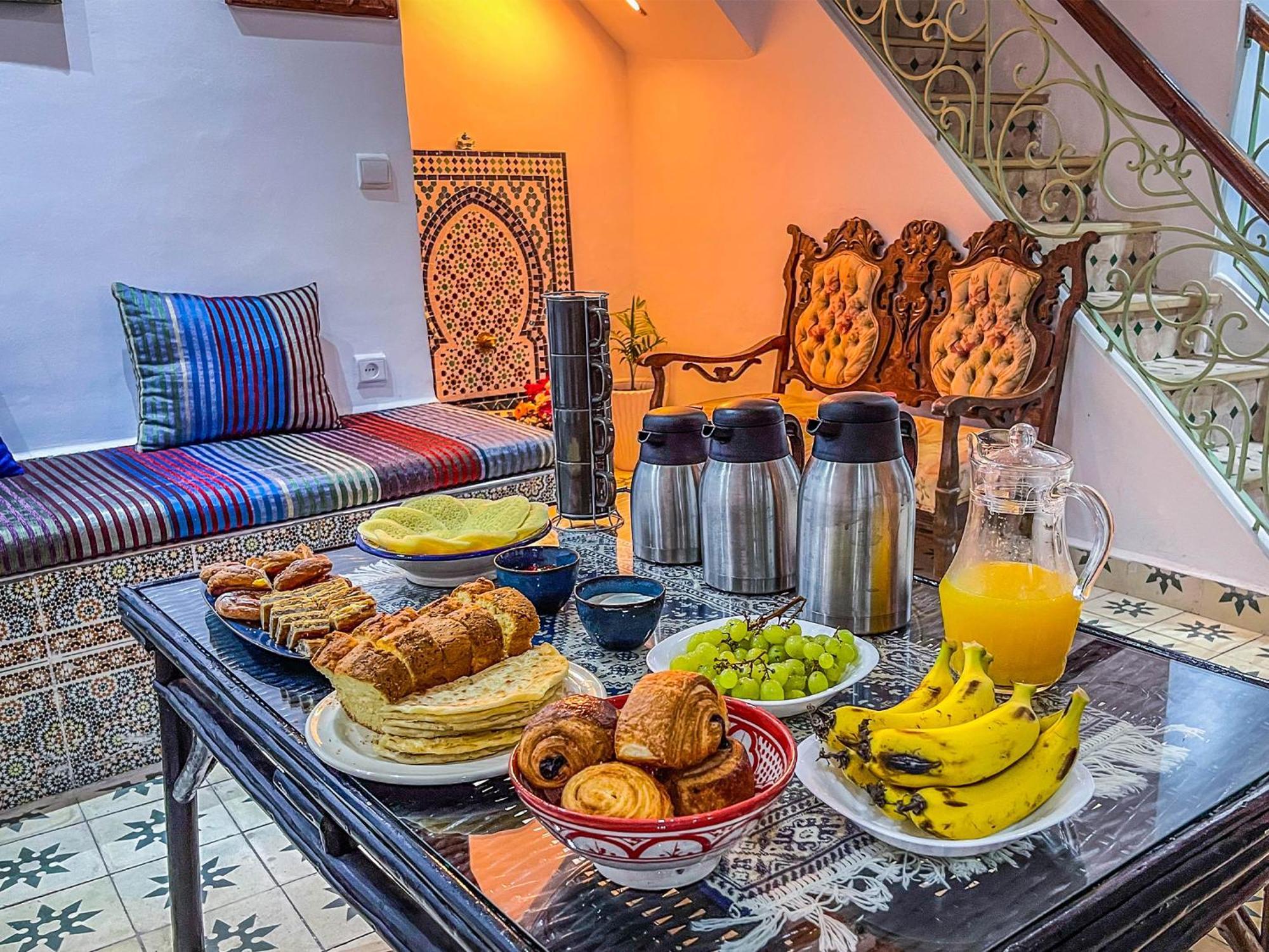 Dar Sharif Tanger Bed and Breakfast Exteriör bild