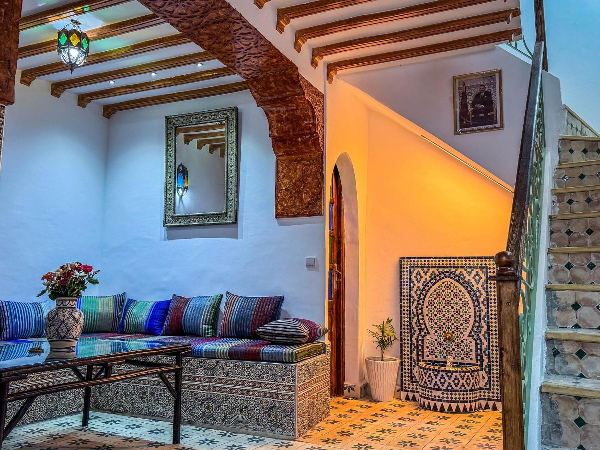Dar Sharif Tanger Bed and Breakfast Exteriör bild