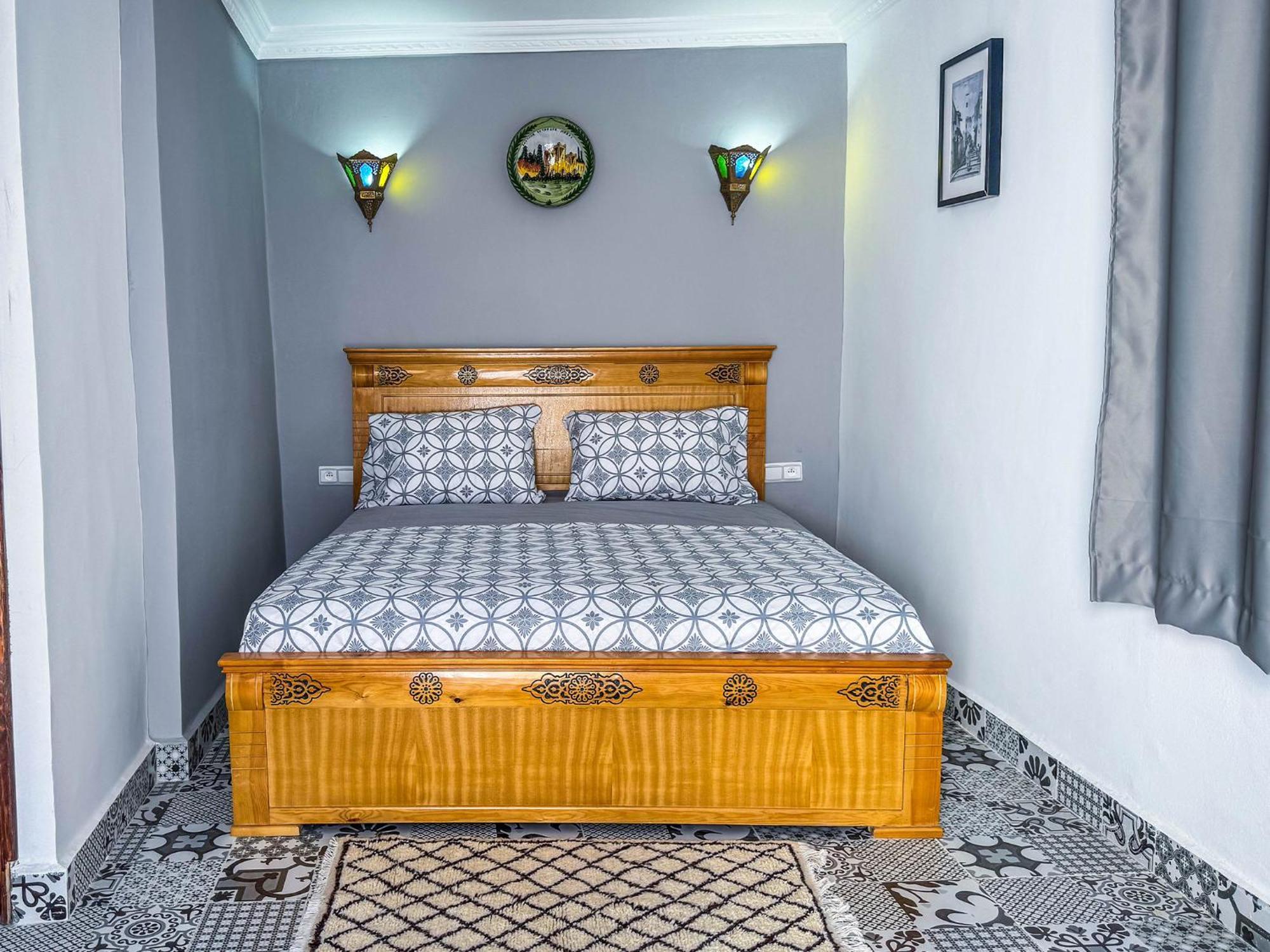 Dar Sharif Tanger Bed and Breakfast Exteriör bild
